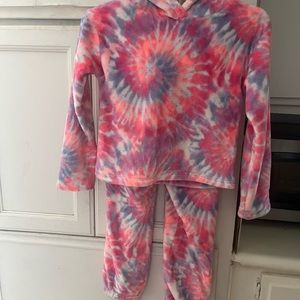 Kohl’s Two Piece multi colored sweat suit size 6